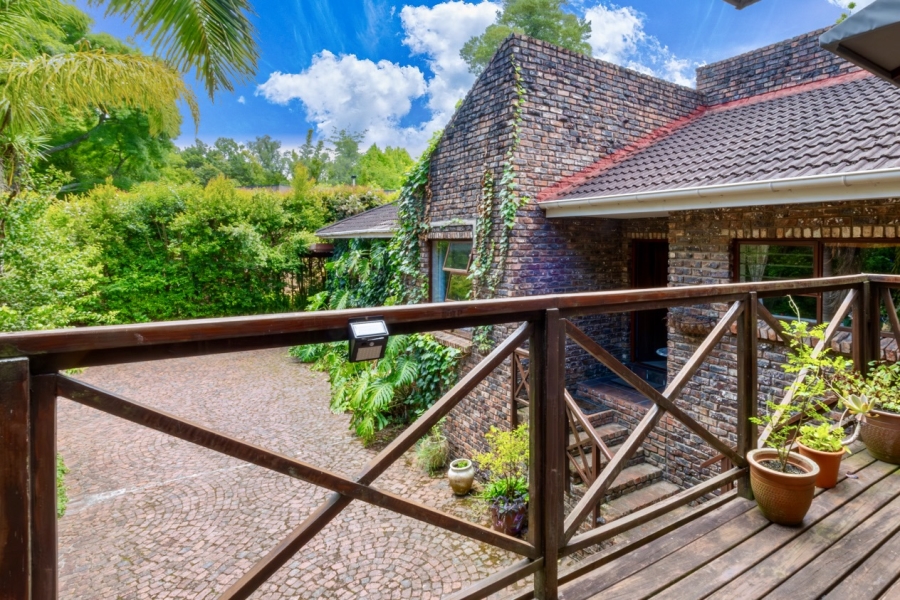 5 Bedroom Property for Sale in Fernridge Western Cape